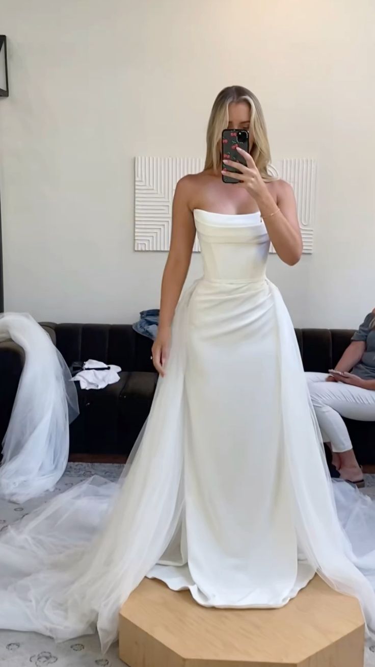 White Strapless Long Wedding Dress Princess Bridal Gown fg7380