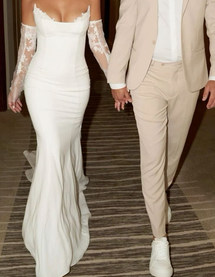White Strapless Mermaid Long Elegant Wedding Dresses Princess Bridal Gown With Gloves fg7363