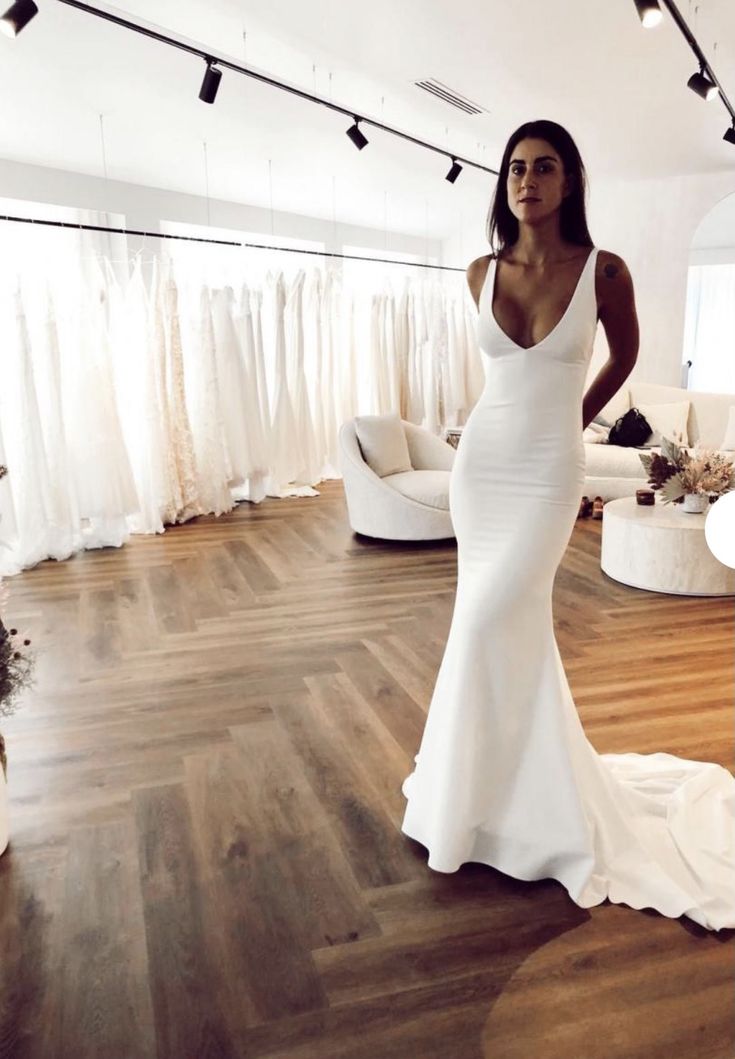 Elegant Mermaid V-Neck Long Wedding Dresses fg7130