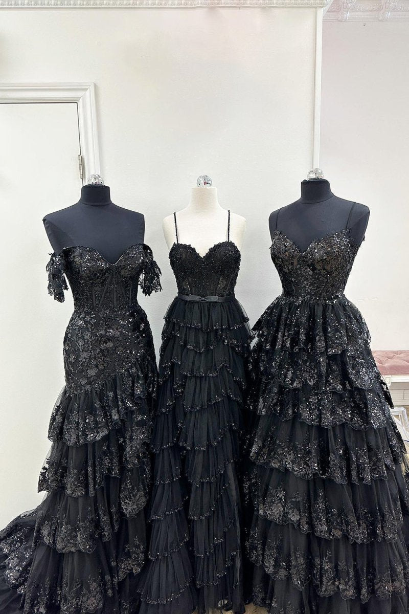Maryam | Vestido de fiesta de encaje con capas y tirantes finos en forma de A
