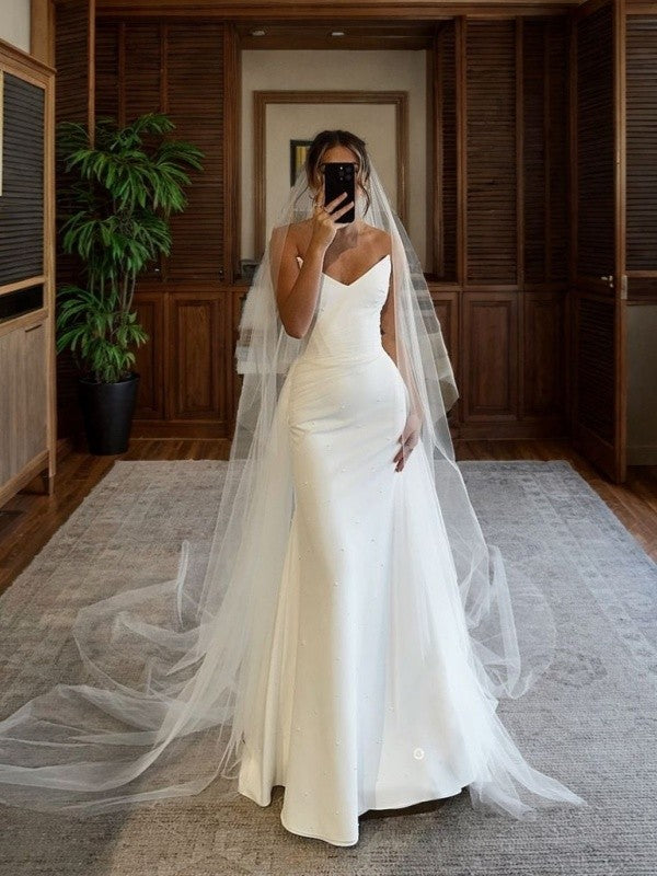 Mermaid Strapless White Satin Wedding Dresses with Pearls fg7309