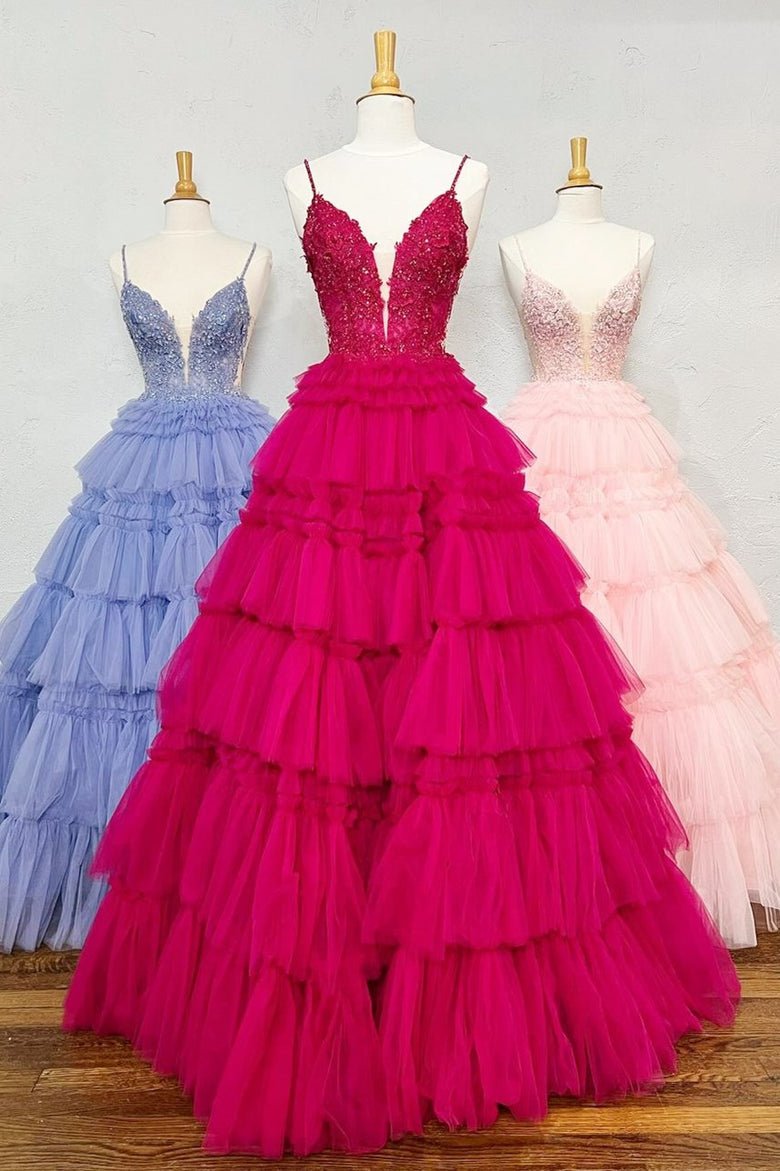 Vestido de fiesta con volantes y tirantes finos con cuentas negras de Hadlee