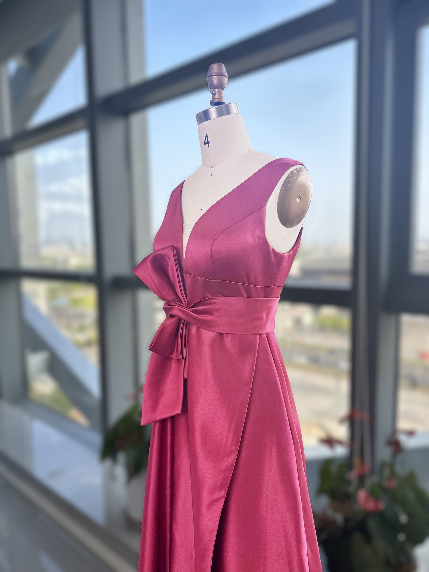 A-Line/Princess V-Neck Sleeveless Mother Of The Bride Dresses With Split Side