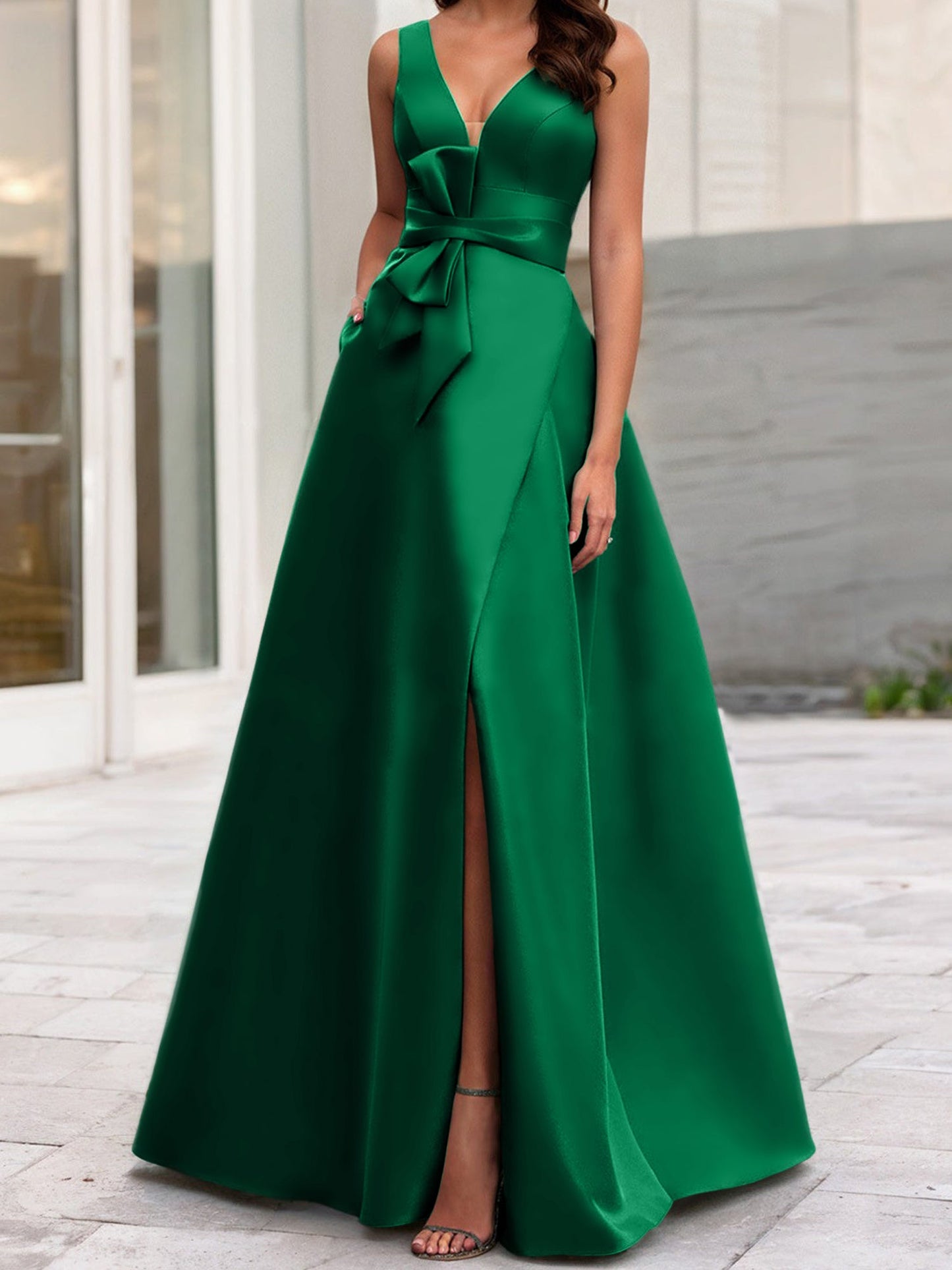 A-Line/Princess V-Neck Sleeveless Mother Of The Bride Dresses With Split Side