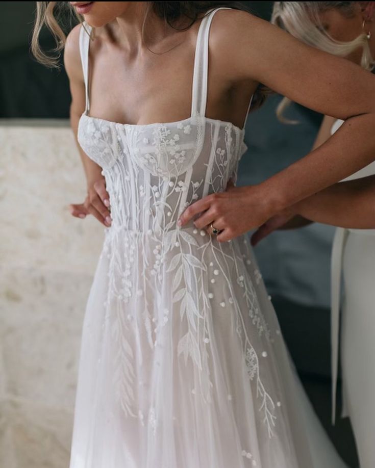 A Line Straps Tulle Long Wedding Dress Princess Bridal Gown fg7433