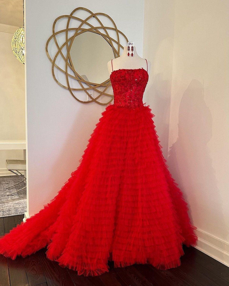 Jordan | Vestido de fiesta largo de tul con lentejuelas y corte en A