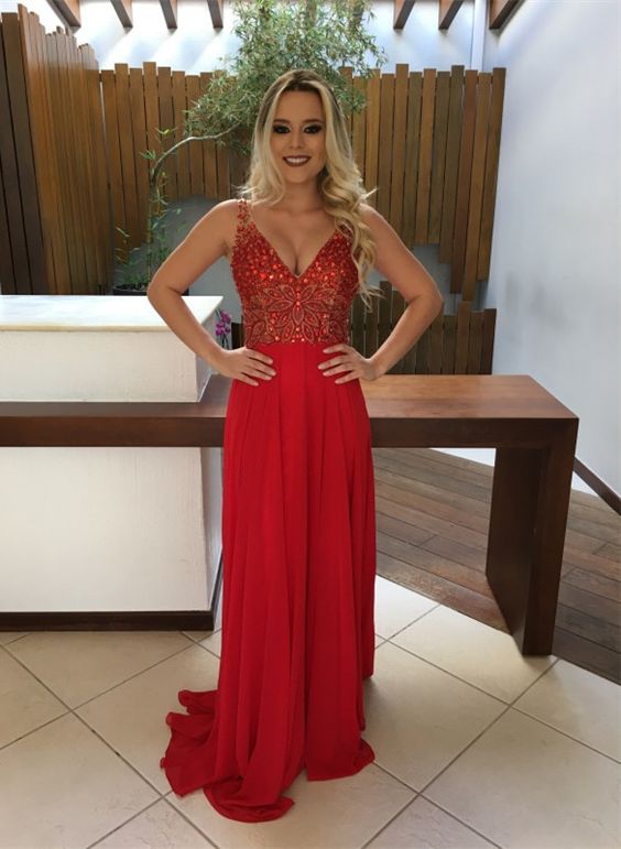 Hermoso vestido de fiesta de gasa sin mangas con tirantes y cristales rojos fg2283