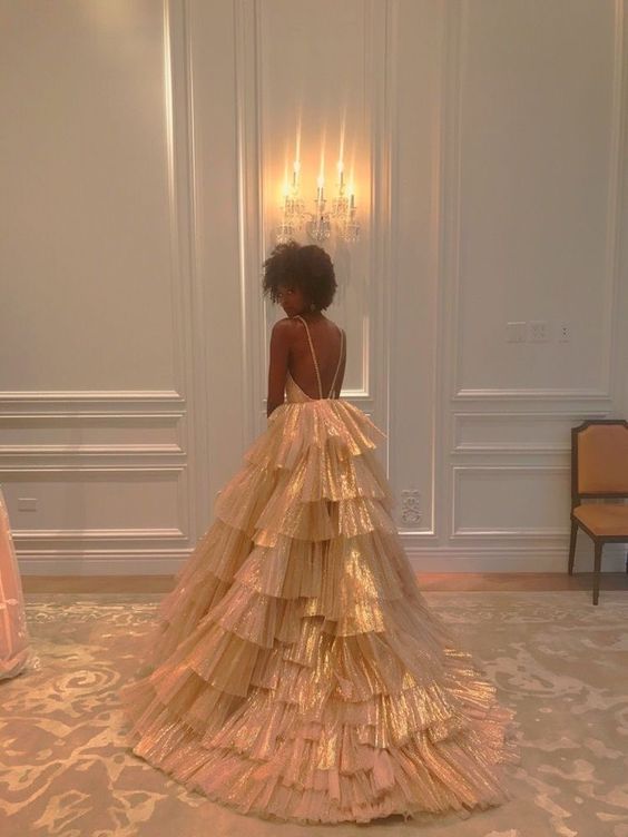 Ball Gown Tiered Skirt Unique Prom Dress fg1018