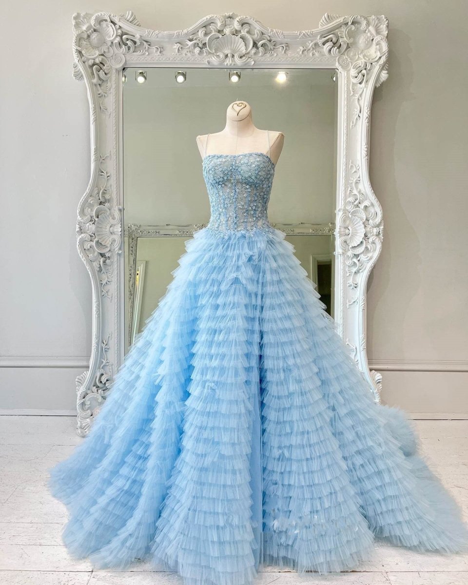 Jordan | Vestido de fiesta largo de tul con lentejuelas y corte en A