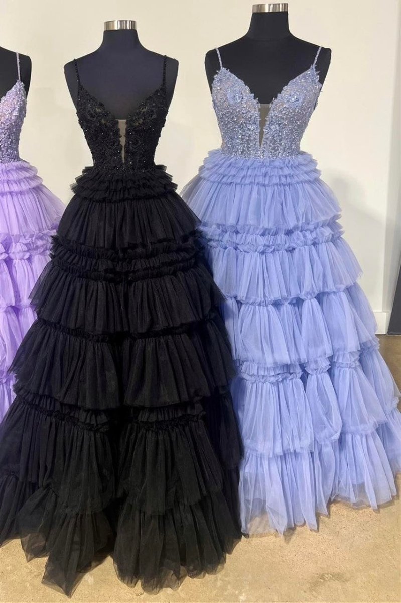 Vestido de fiesta con volantes y tirantes finos con cuentas negras de Hadlee