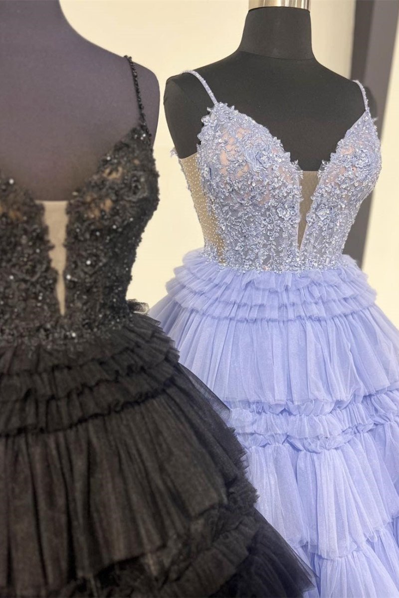Vestido de fiesta con volantes y tirantes finos con cuentas negras de Hadlee