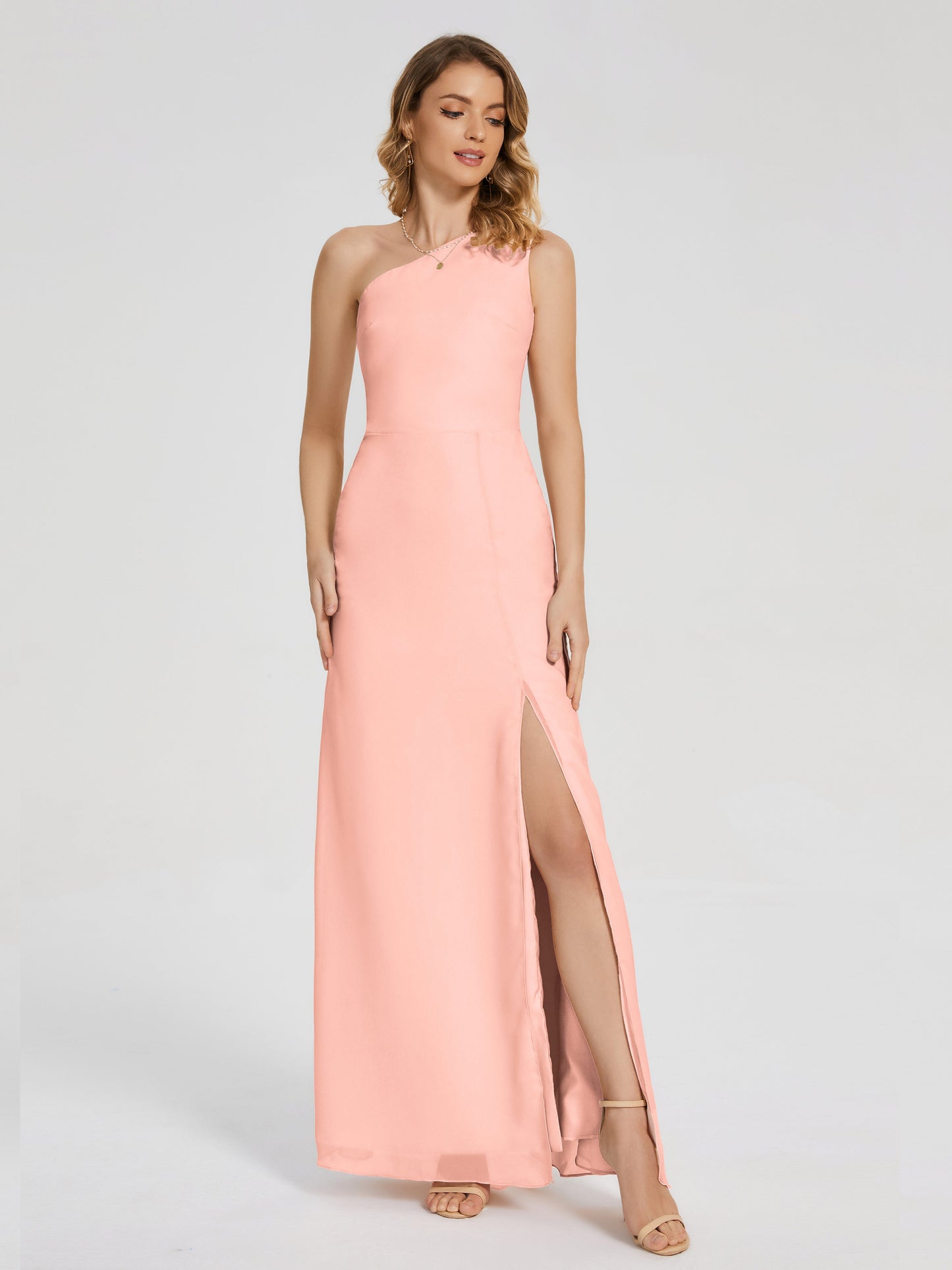 Vestido de fiesta con escote en forma de columna y un hombro con abertura