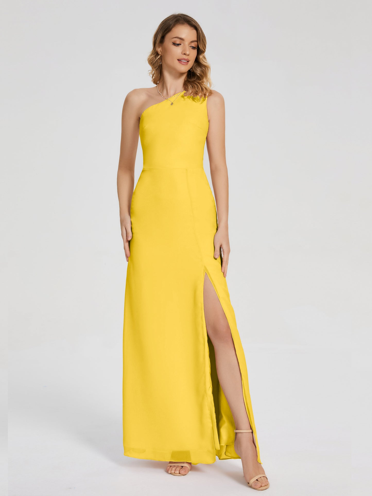 Vestido de fiesta con escote en forma de columna y un hombro con abertura