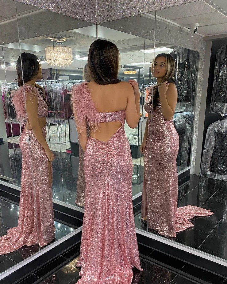 2023 Vestidos de fiesta de sirena brillantes con un hombro al descubierto y lentejuelas ruborizadas con abertura fg2350
