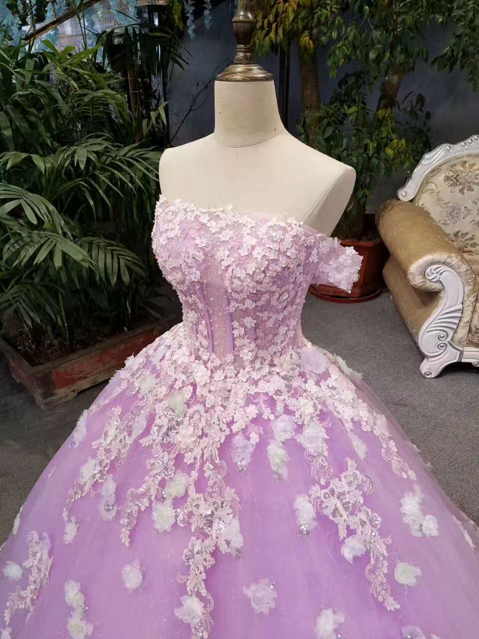 Nuevos vestidos de novia florales de corte A, largo hasta el suelo, con cordones, hombros descubiertos, vestido de baile con cuentas y apliques fg513
