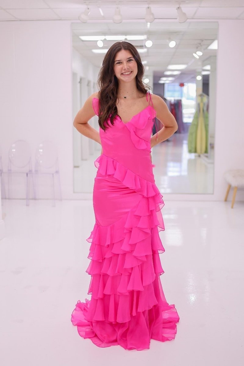 Hartlyn | Vestido de fiesta largo con volantes, corte sirena en rojo, hombros anudados y abertura