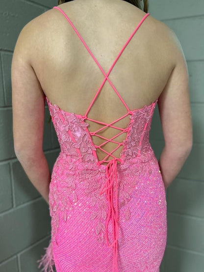 Arlette | Vestido de fiesta largo ajustado con escote en V y espalda descubierta y abertura en color rosa