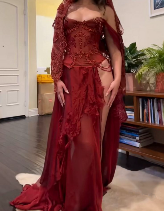 Vestido de fiesta de noche largo con hombros descubiertos en color burdeos fg7404