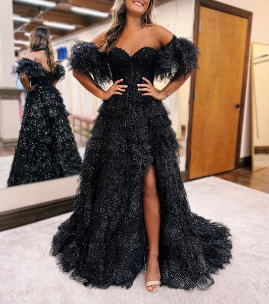 Ariya | Vestido de fiesta de tul brillante con hombros descubiertos y abertura en forma de A
