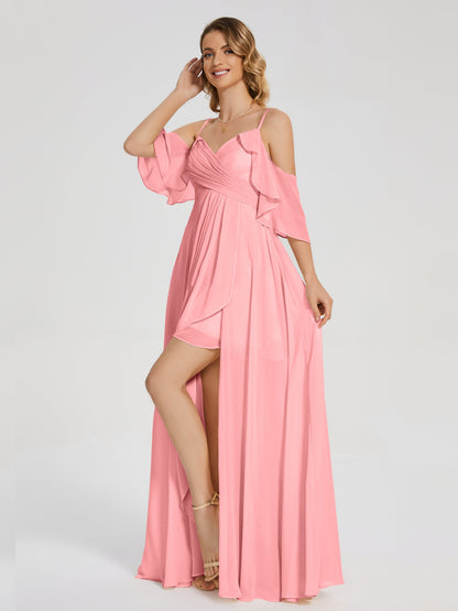 Vestido de fiesta de gasa con volantes y hombros descubiertos