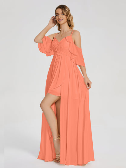Vestido de fiesta de gasa con volantes y hombros descubiertos