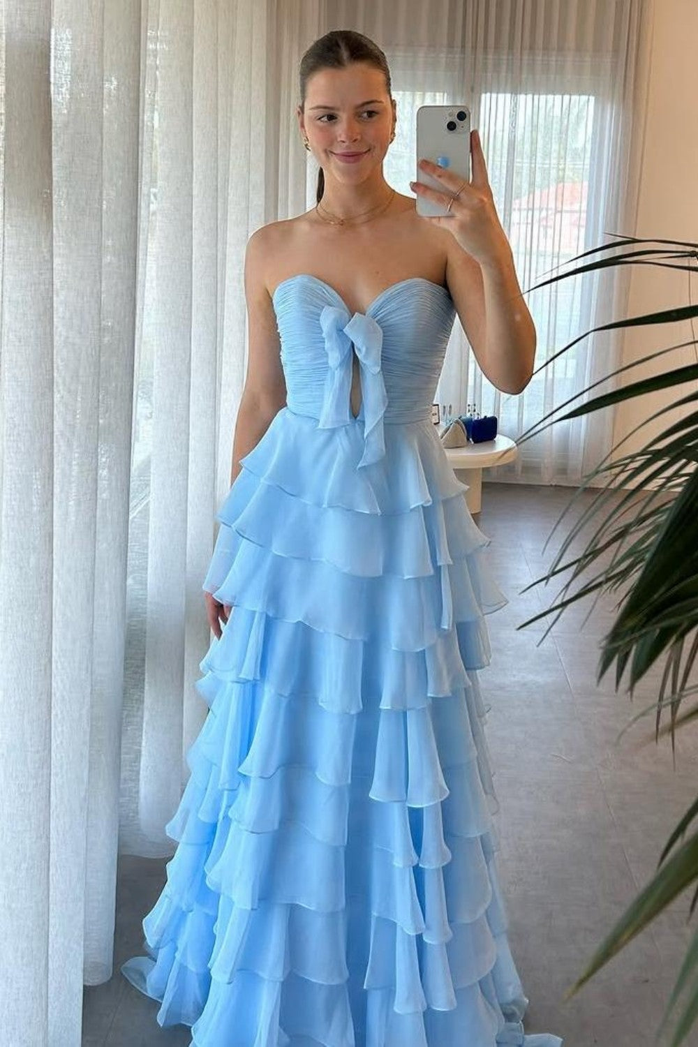 Cute A-Line Sweetheart Zipper Back Tiered Chiffon Prom Dress With Slit