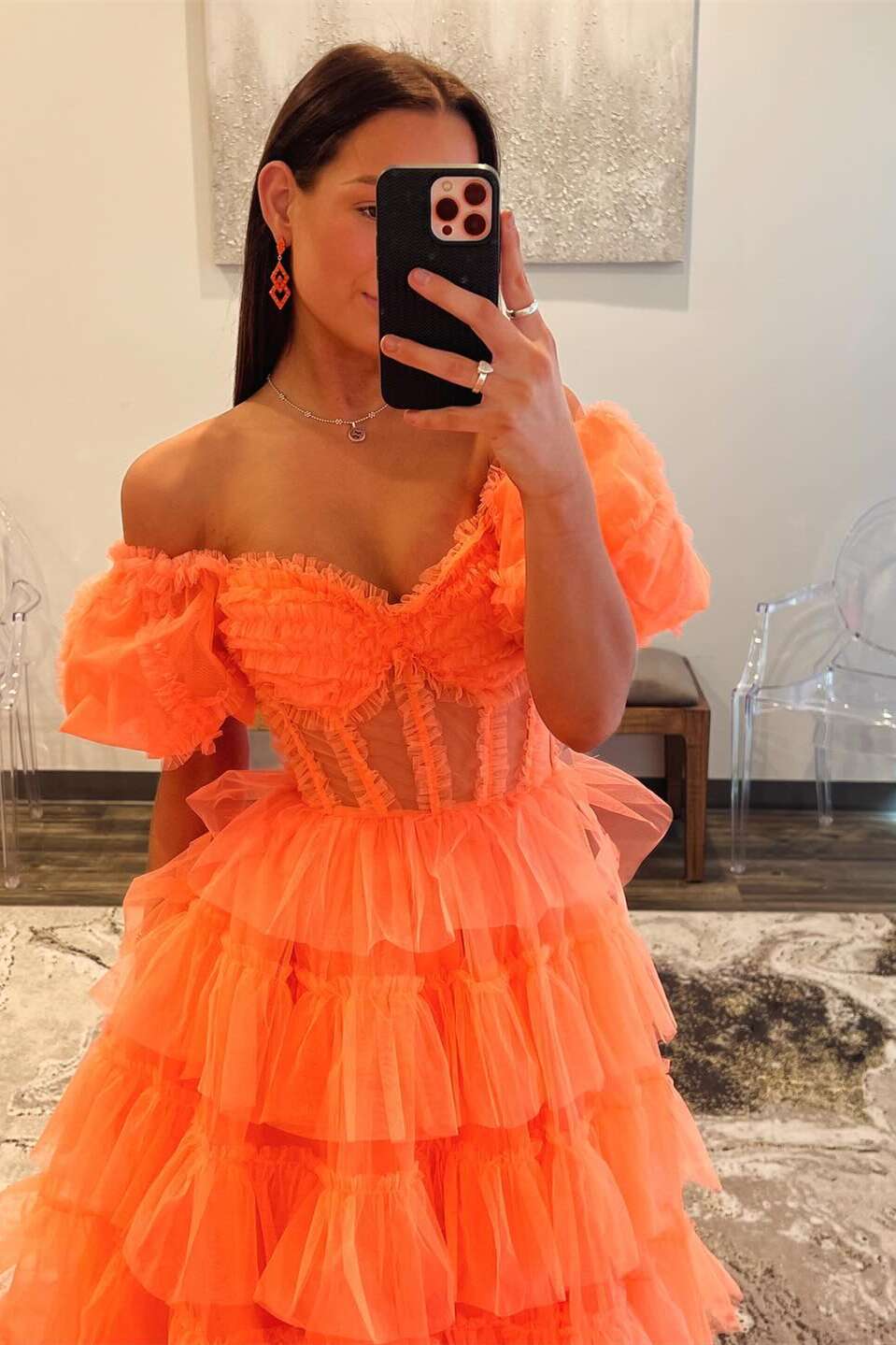 Elia | Vestido de fiesta de tul con escote en A y hombros descubiertos con abertura