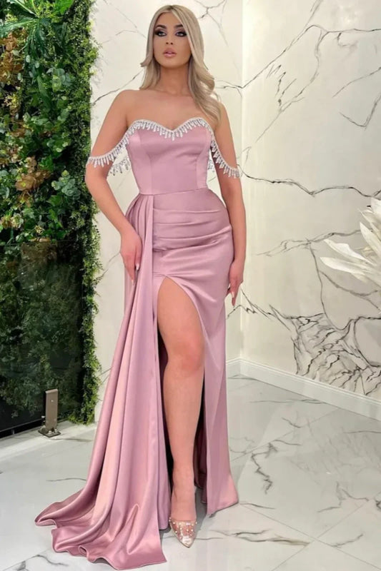 Vestido de fiesta de noche ajustado con hombros descubiertos y abertura
