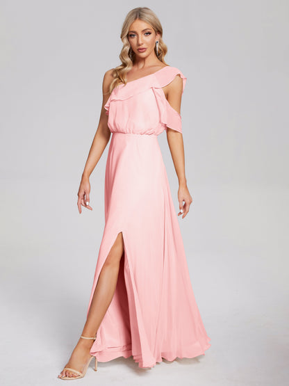 Vestido de fiesta de gasa con un hombro descubierto y volantes