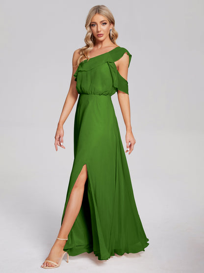 Vestido de fiesta de gasa con un hombro descubierto y volantes