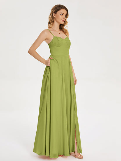 Vestido de fiesta con tirantes finos y corte en A y abertura