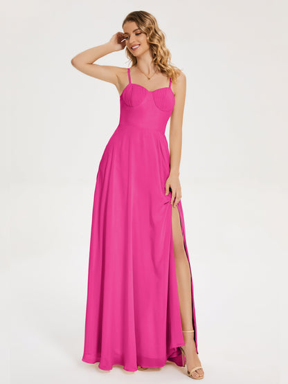 Vestido de fiesta con tirantes finos y corte en A y abertura