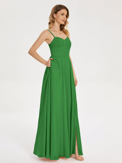 Vestido de fiesta con tirantes finos y corte en A y abertura