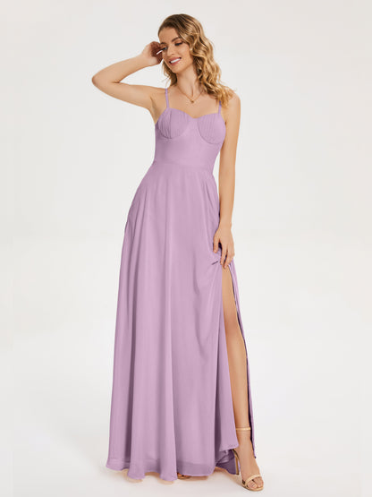 Vestido de fiesta con tirantes finos y corte en A y abertura