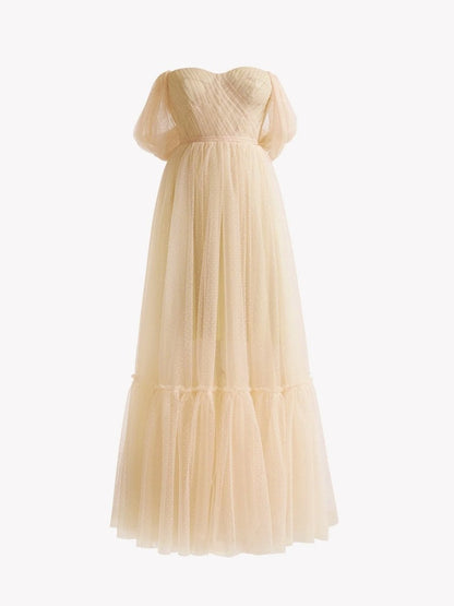 Vestido de fiesta de tul con escote en forma de A y largo hasta la rodilla de Nova