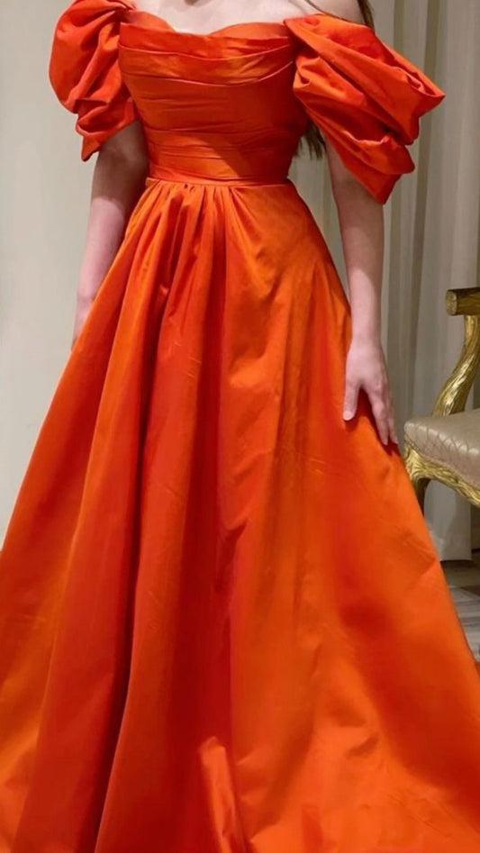 Vestidos de fiesta de satén con hombros descubiertos y corte A