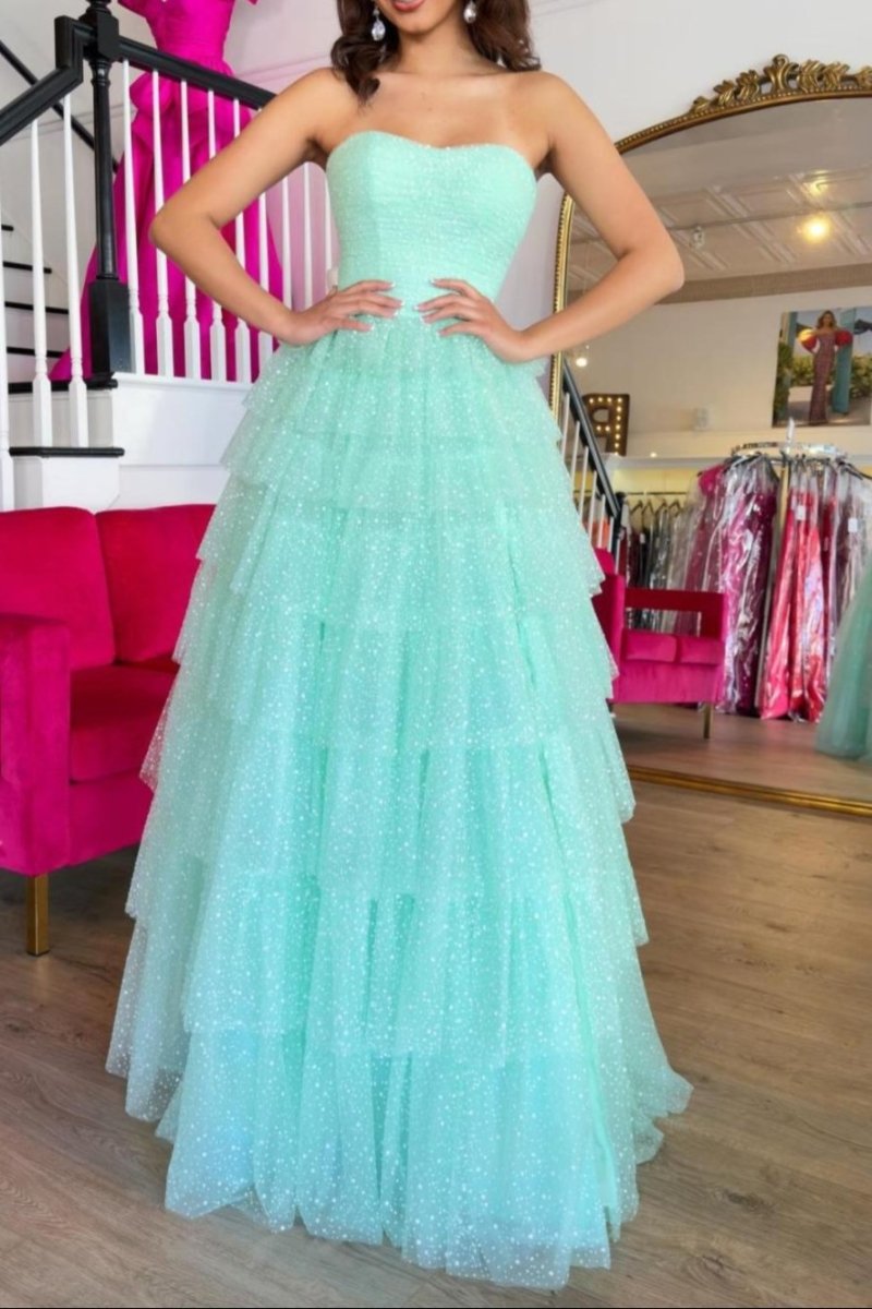 Brigitta | Vestido de fiesta largo de corte A con escote en forma de corazón de tul en color azul agua con abertura