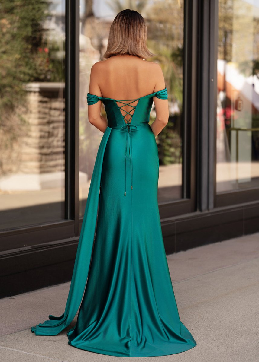 Adelaide | Vestido de fiesta largo de satén con corte sirena y abertura