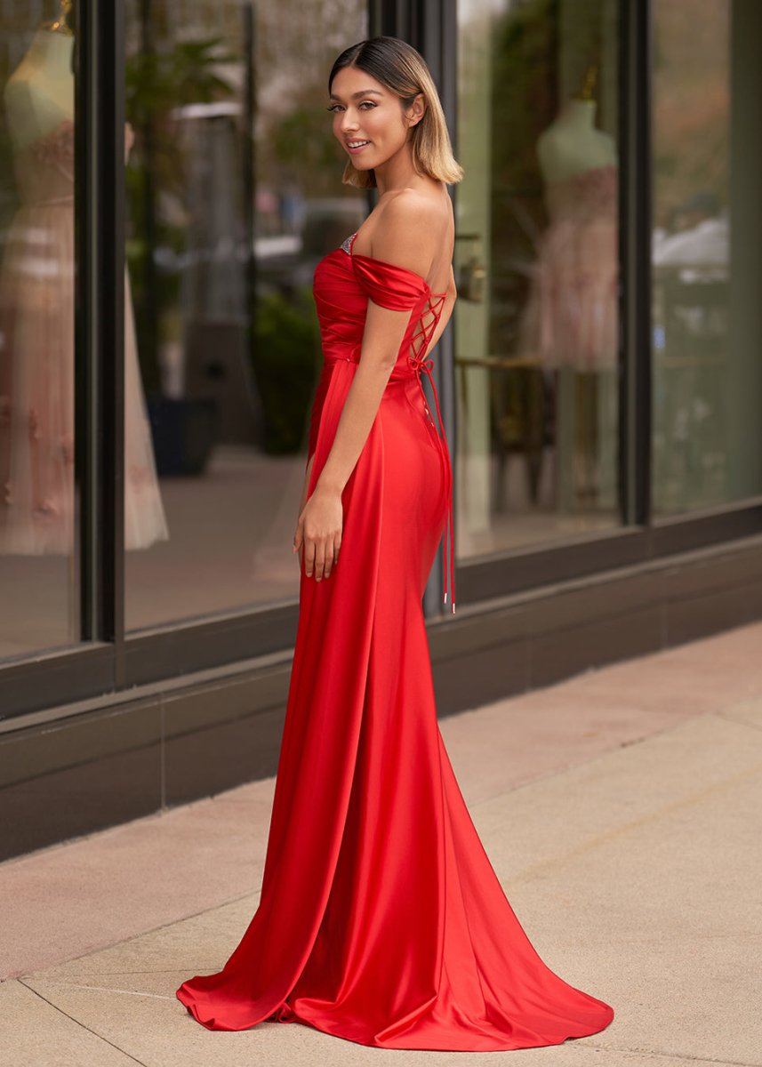Adelaide | Vestido de fiesta largo de satén con corte sirena y abertura
