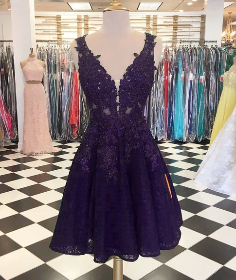 Elegante vestido de fiesta de cóctel corto con escote en V profundo y encaje fg753