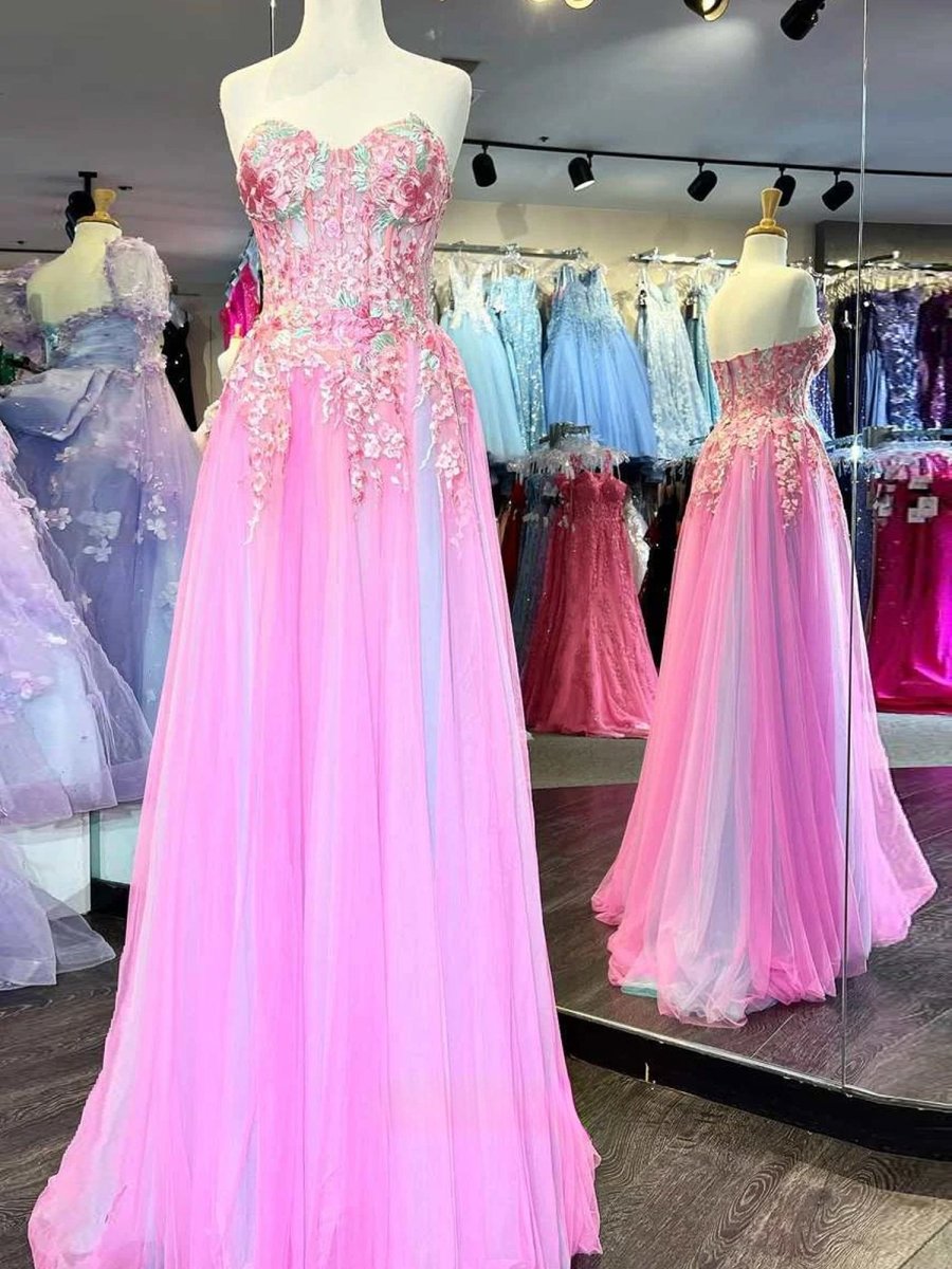 Georgia | Vestido de fiesta largo de encaje con escote en forma de corazón y abertura