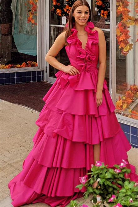 Flora | Vestido de fiesta rojo con escote halter, volantes y corte en A