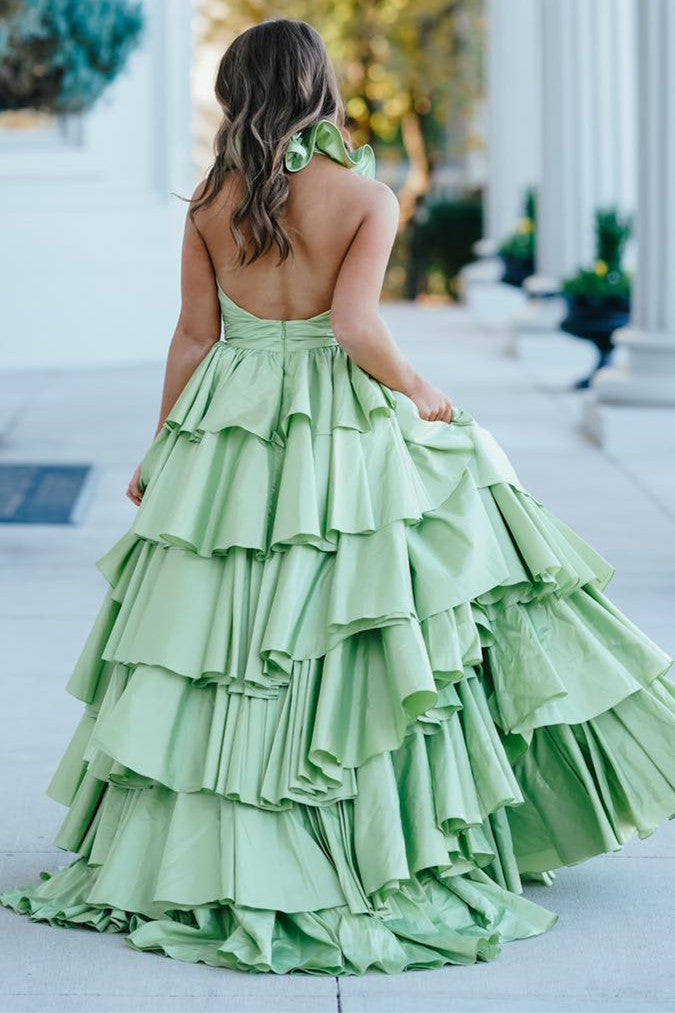 Flora | Vestido de fiesta rojo con escote halter, volantes y corte en A